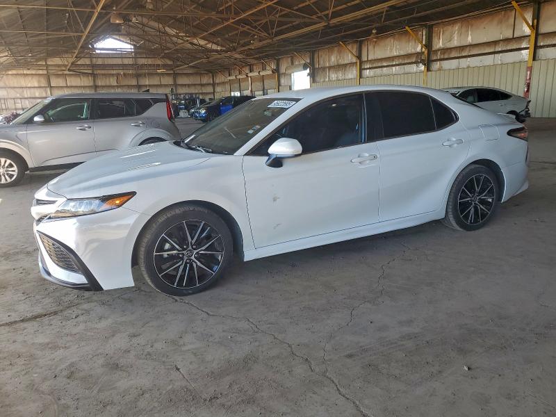 Фото 1 - TOYOTA CAMRY