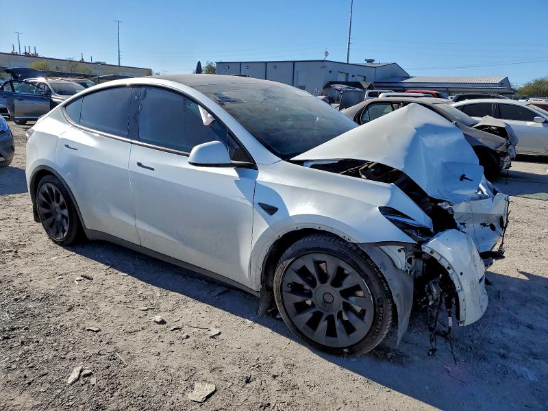 Фото 4 - TESLA MODEL Y