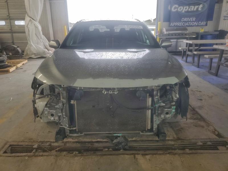 Фото 5 - TOYOTA CAMRY