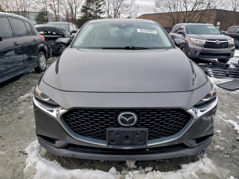 2019 MAZDA 3