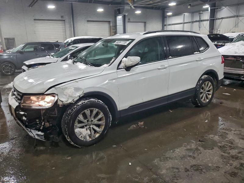 Фото 1 - VOLKSWAGEN TIGUAN