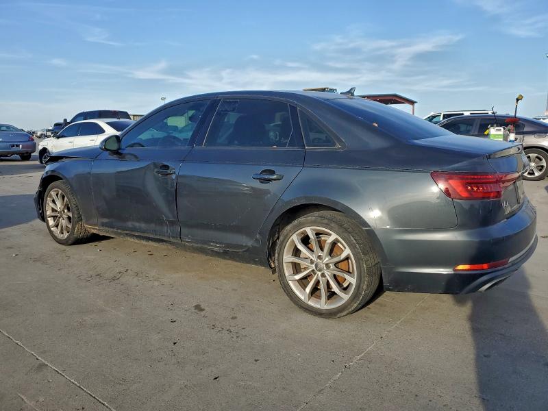 Фото 2 - AUDI A4