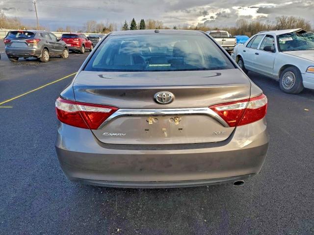 Фото 6 - TOYOTA CAMRY