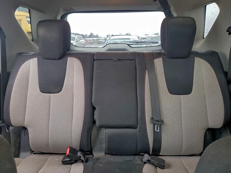 Фото 10 - CHEVROLET EQUINOX