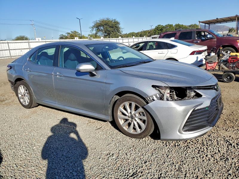 Фото 4 - TOYOTA CAMRY