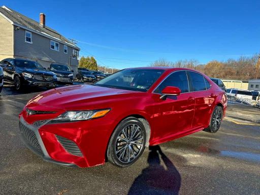 Фото 1 - TOYOTA CAMRY