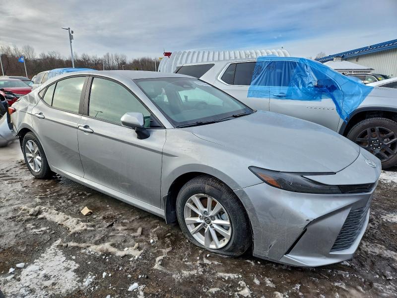 Фото 4 - TOYOTA CAMRY