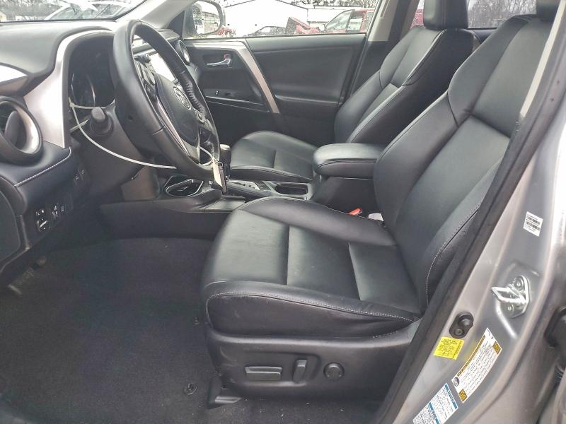 Фото 7 - TOYOTA RAV4