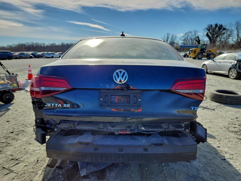 Фото 6 - VOLKSWAGEN JETTA