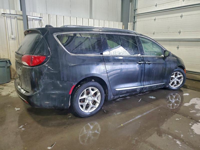 Фото 3 - CHRYSLER PACIFICA