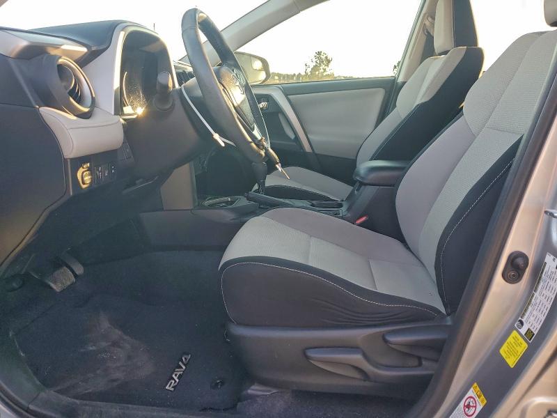 Фото 7 - TOYOTA RAV4