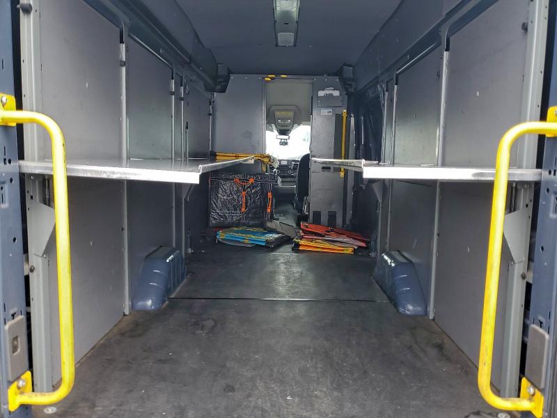 Фото 10 - FORD TRANSIT