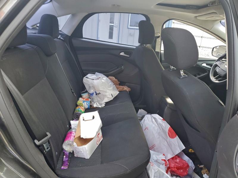 Фото 10 - FORD FOCUS