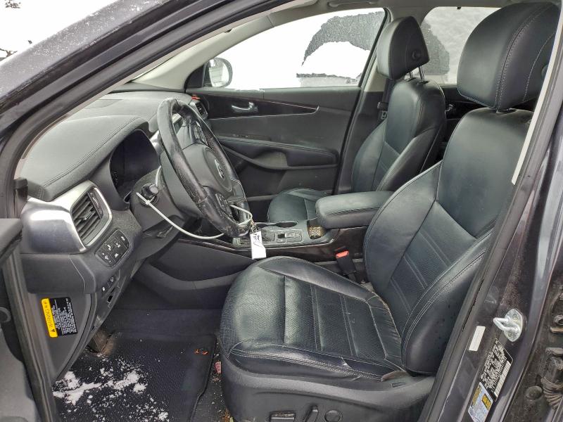 Фото 7 - KIA SORENTO