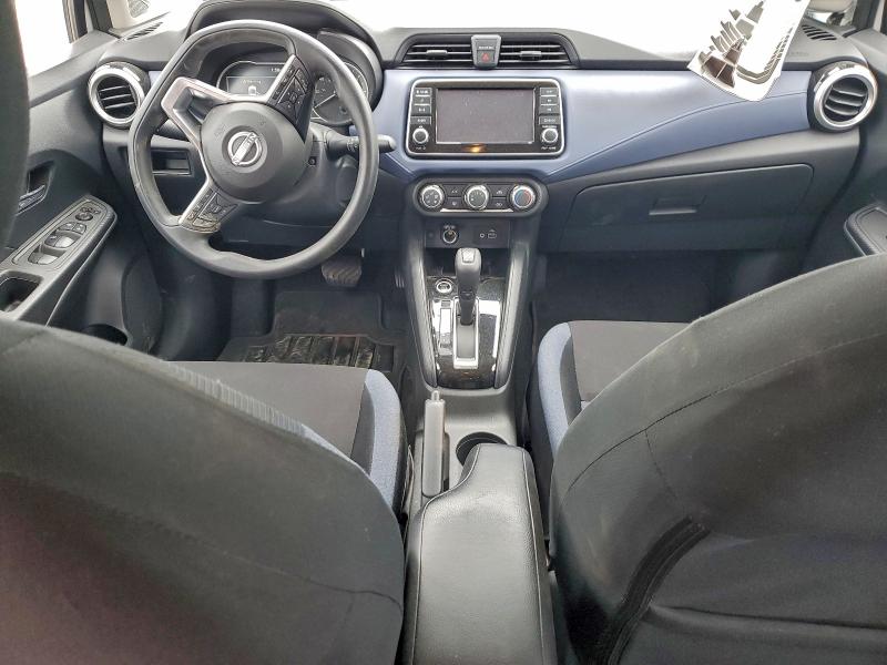 Фото 8 - NISSAN VERSA