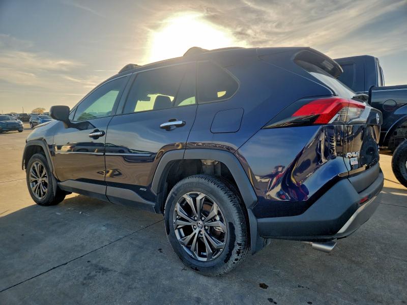 Фото 2 - TOYOTA RAV4