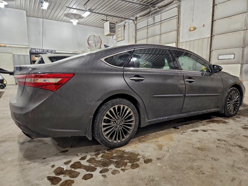 Фото 3 - TOYOTA AVALON