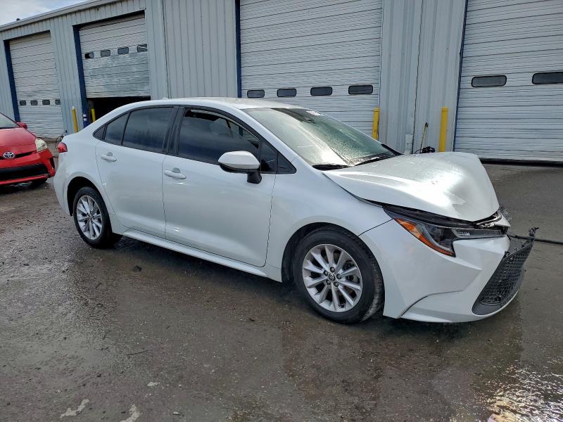 Фото 4 - TOYOTA COROLLA