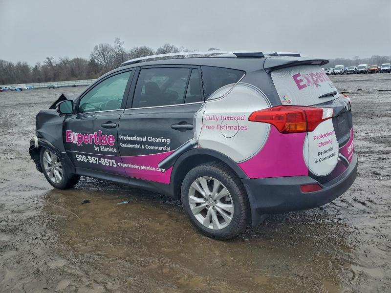 Фото 2 - TOYOTA RAV4