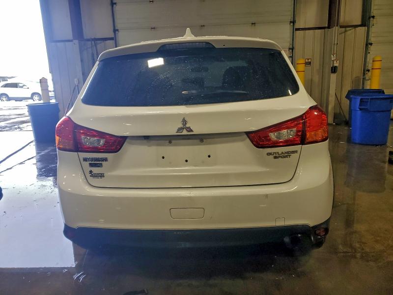 Фото 6 - MITSUBISHI OUTLANDER