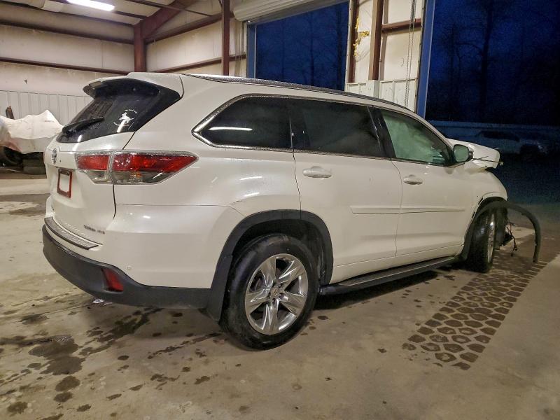 Фото 3 - TOYOTA HIGHLANDER