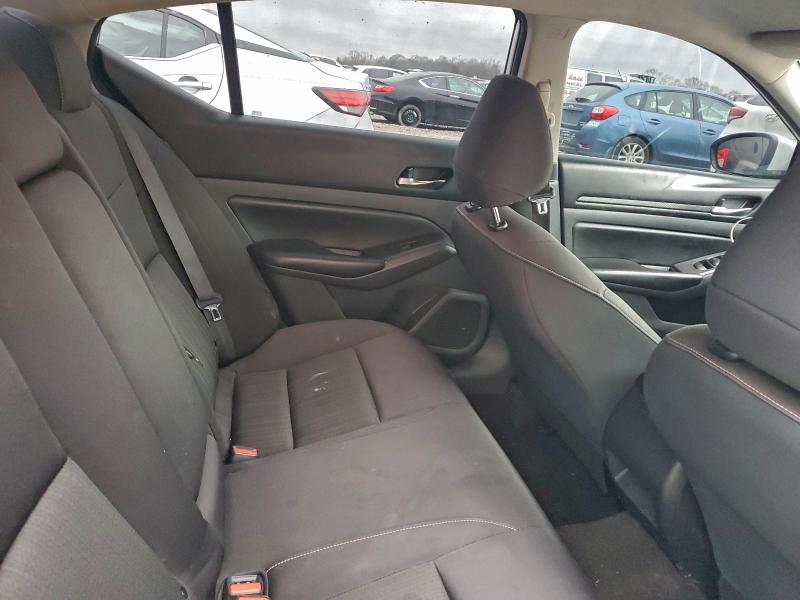 Фото 10 - NISSAN ALTIMA