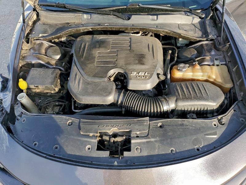 Фото 11 - DODGE CHARGER