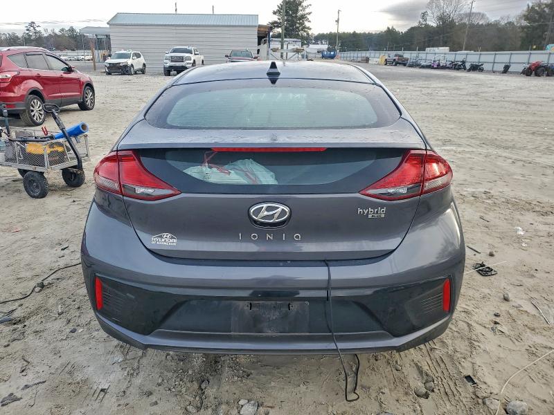 Фото 6 - HYUNDAI IONIQ