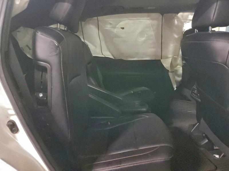 Фото 11 - TOYOTA HIGHLANDER