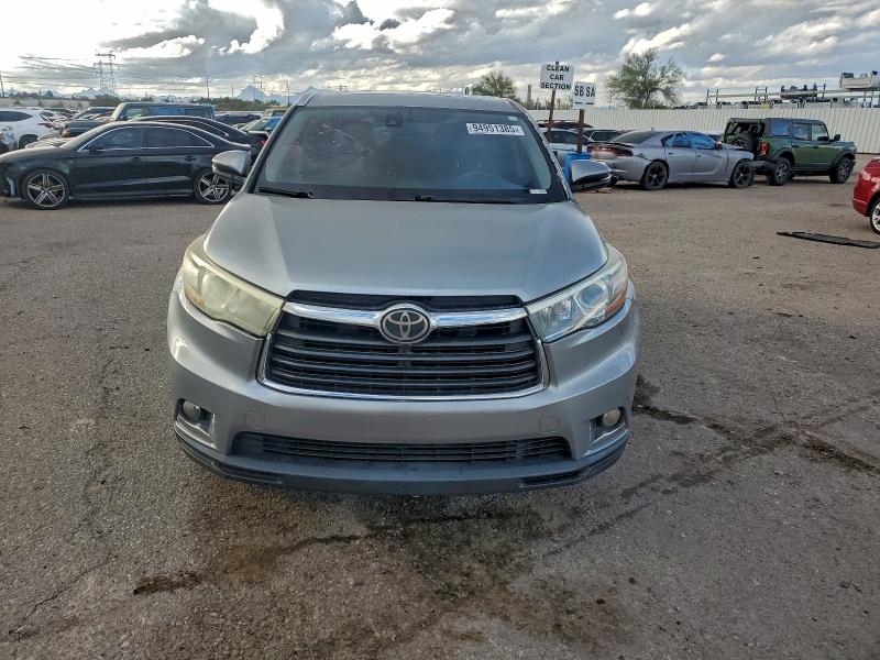 Фото 5 - TOYOTA HIGHLANDER
