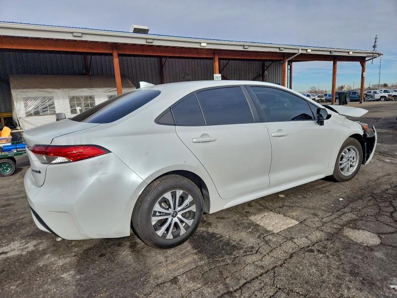 Фото 3 - TOYOTA COROLLA