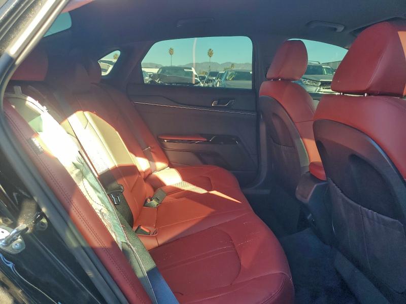 Фото 10 - KIA K5