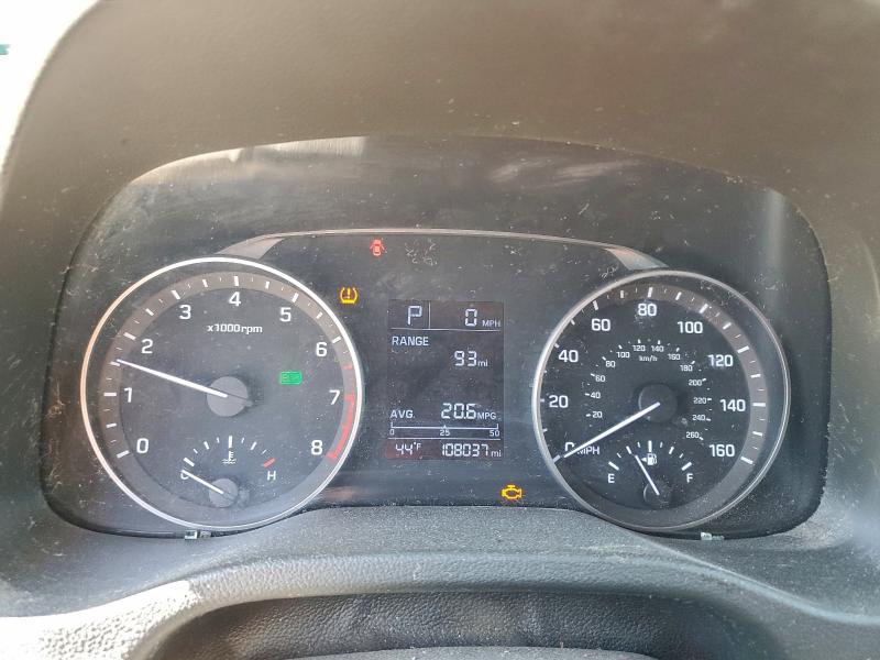 Фото 9 - HYUNDAI ELANTRA