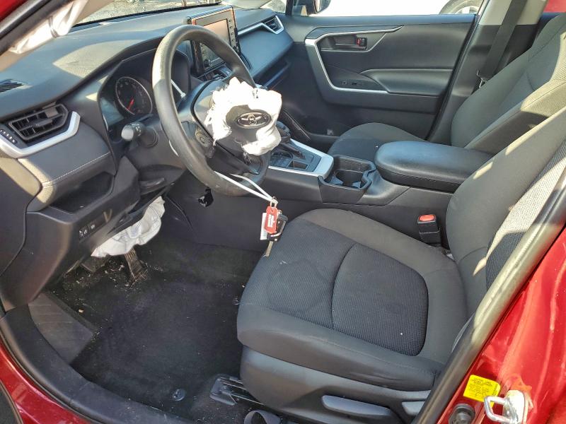 Фото 7 - TOYOTA RAV4