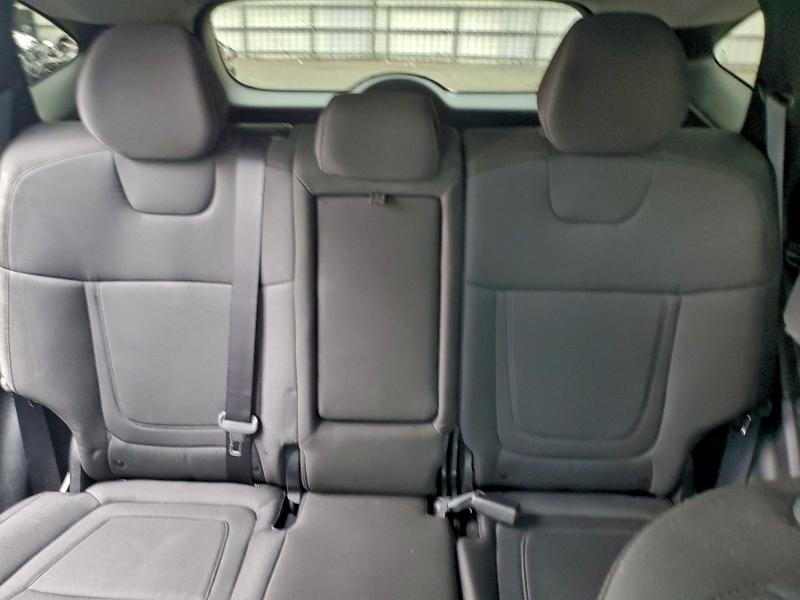 Фото 10 - HYUNDAI TUCSON