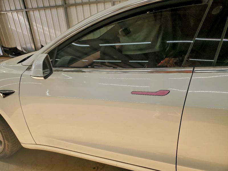 Фото 7 - TESLA MODEL 3