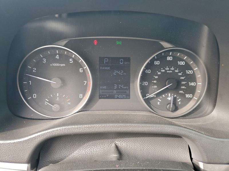 Фото 9 - HYUNDAI ELANTRA