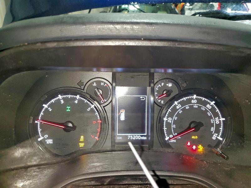 Фото 9 - TOYOTA 4RUNNER