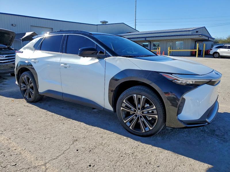 TOYOTA BZ4X XLE 2024 VIN JTMAAAAA8RA033169