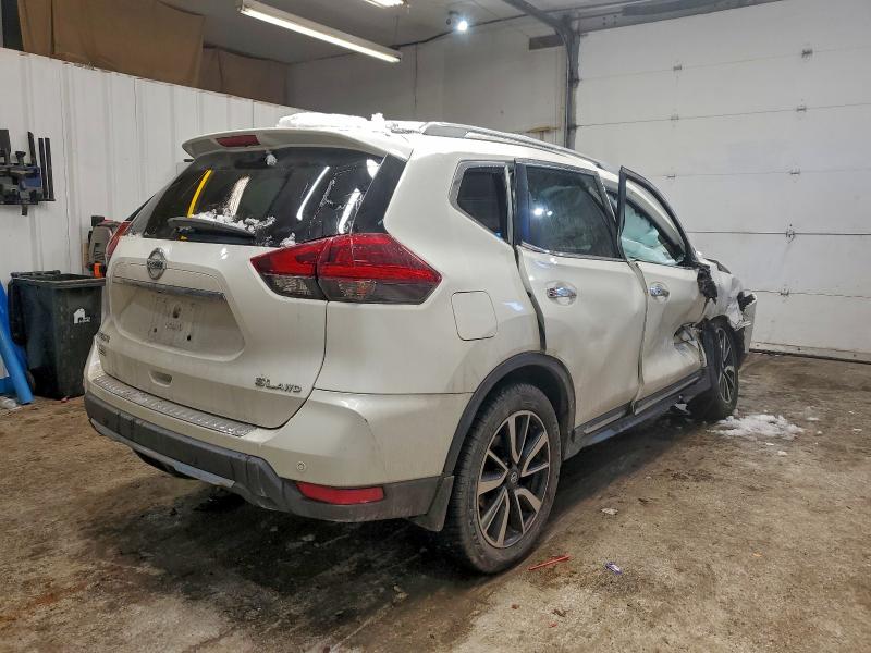 Фото 3 - NISSAN ROGUE