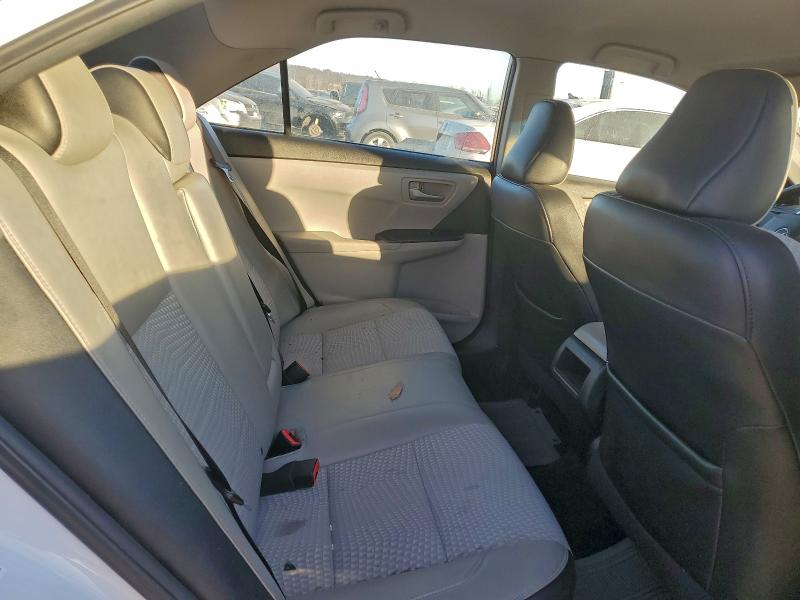 Фото 10 - TOYOTA CAMRY