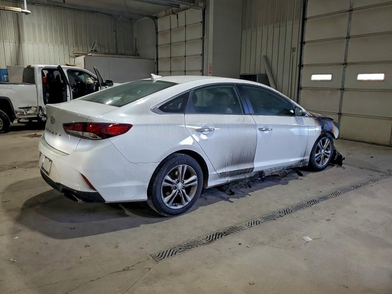 Фото 3 - HYUNDAI SONATA