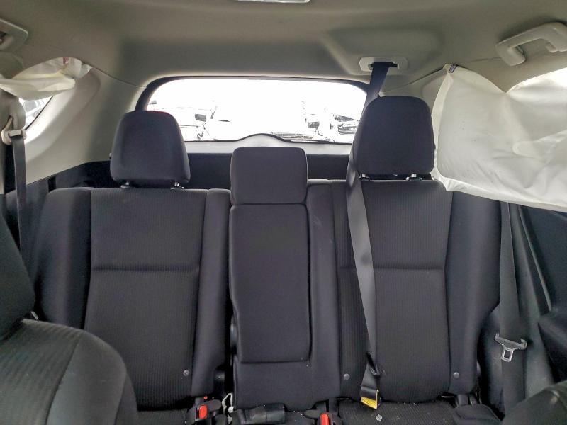 Фото 10 - TOYOTA RAV4