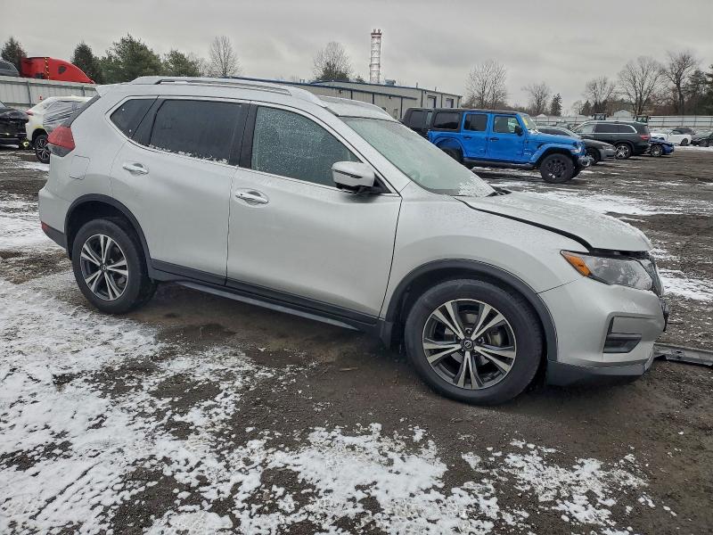 NISSAN ROGUE 2019 VIN JN8AT2MV2KW401552