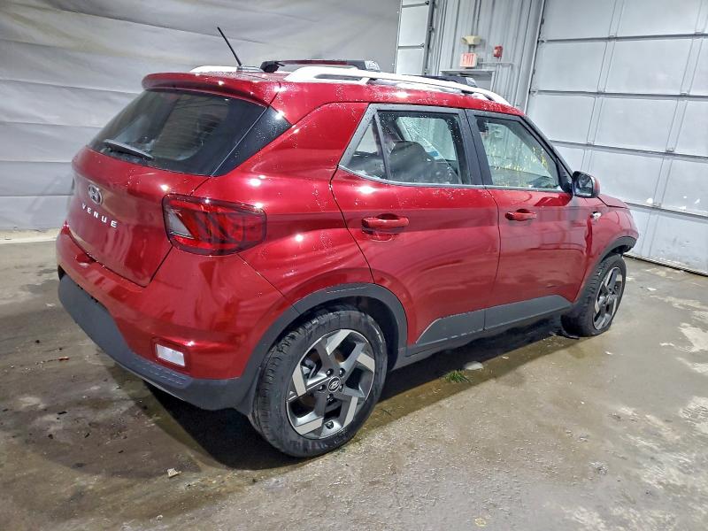 Фото 3 - HYUNDAI VENUE