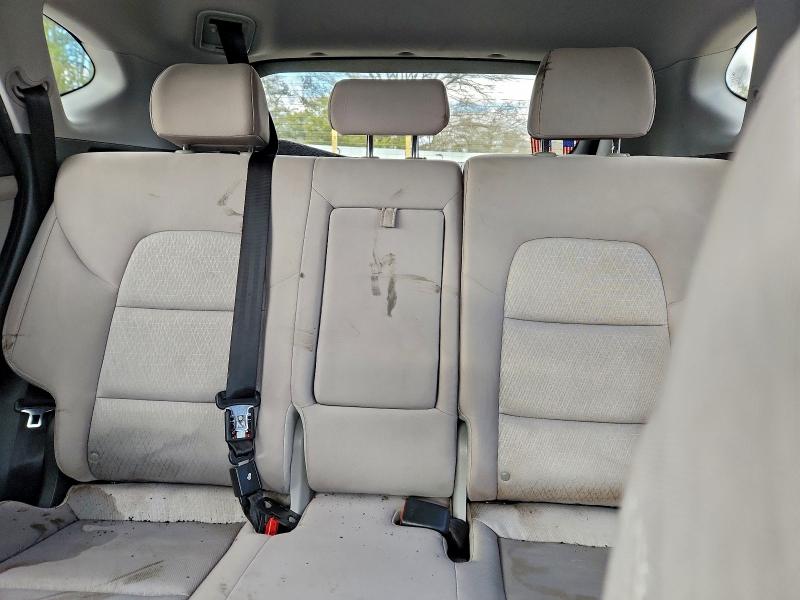 Фото 10 - HYUNDAI TUCSON