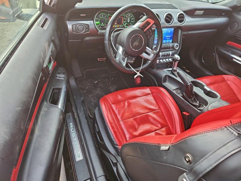 Фото 8 - FORD MUSTANG