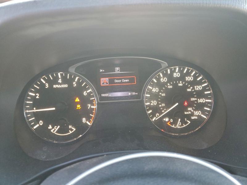 Фото 9 - NISSAN PATHFINDER