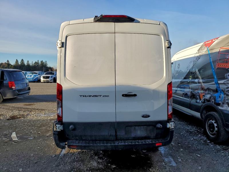 Фото 6 - FORD TRANSIT