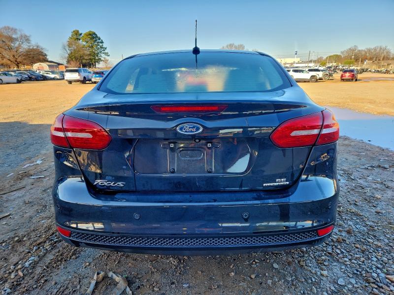 Фото 6 - FORD FOCUS